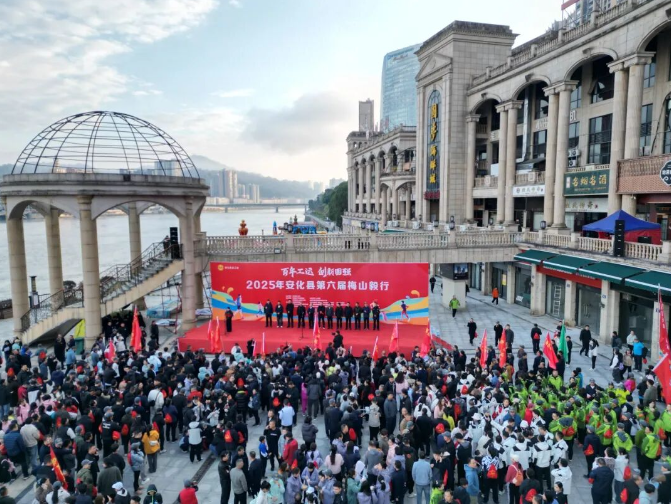 7300ְ㡱·ǰУص÷ɽлԲ...